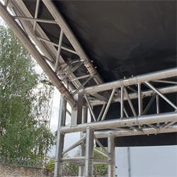 Арочная крыша сценического комплекса для подиума 10х8 м из ферм на коннекторах - фото 207050