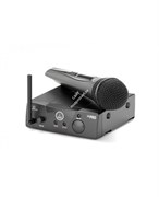 AKG WMS40 Mini Vocal Set вокальная радиосистема BD US45A с приёмником SR40 Mini и ручным передатчиком с капсюлем D88