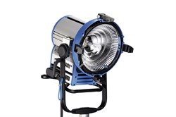 Металло-галогенный осветитель ARRI M-Series M18 Set L0.37600.B - фото 111008