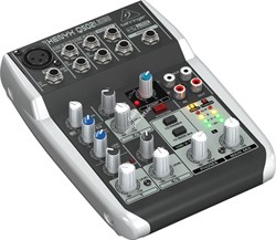 Behringer Q502USB аналоговый микшер, 5 каналов, 1 мик. + 2 лин. стерео, USB-audio, Main L/R- Jack, 1 компрессор - фото 11371