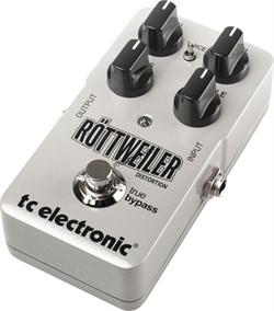 TC ELECTRONIC Rottweiler Distortion напольная аналоговая гитарная педаль high gain дисторшн. - фото 163740