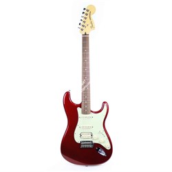 FENDER DELUXE STRAT HSS PF CAR электрогитара Deluxe Strat HSS, цвет кэнди эппл рэд, накладка грифа Пао Ферро - фото 21036