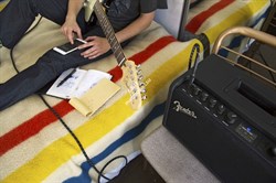 FENDER MUSTANG GT 40 моделирующий гитарный комбоусилитель, 40 Вт, Tone app, Wi-Fi, Bluetooth - фото 73695