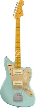 FENDER 2018 JOURNEYMAN RELIC® 50'S JAZZMASTER® - FADED DAPHNE BLUE Электрогитара с кейсом, цвет голубой - фото 93316