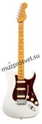 FENDER American Ultra Stratocaster® HSS, Maple Fingerboard, Arctic Pearl электрогитара, цвет белый в комплекте кейс