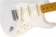FENDER Eric Johnson Stratocaster, Maple Fingerboard, White Blonde Электрогитара